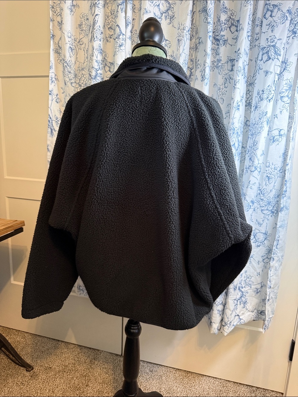 FP Movement by Free People Black Sherpa Jacket with Zip Pockets - Picture 3 of 4